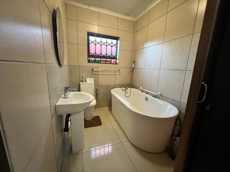 3 Bedroom Property for Sale in Blomanda Free State